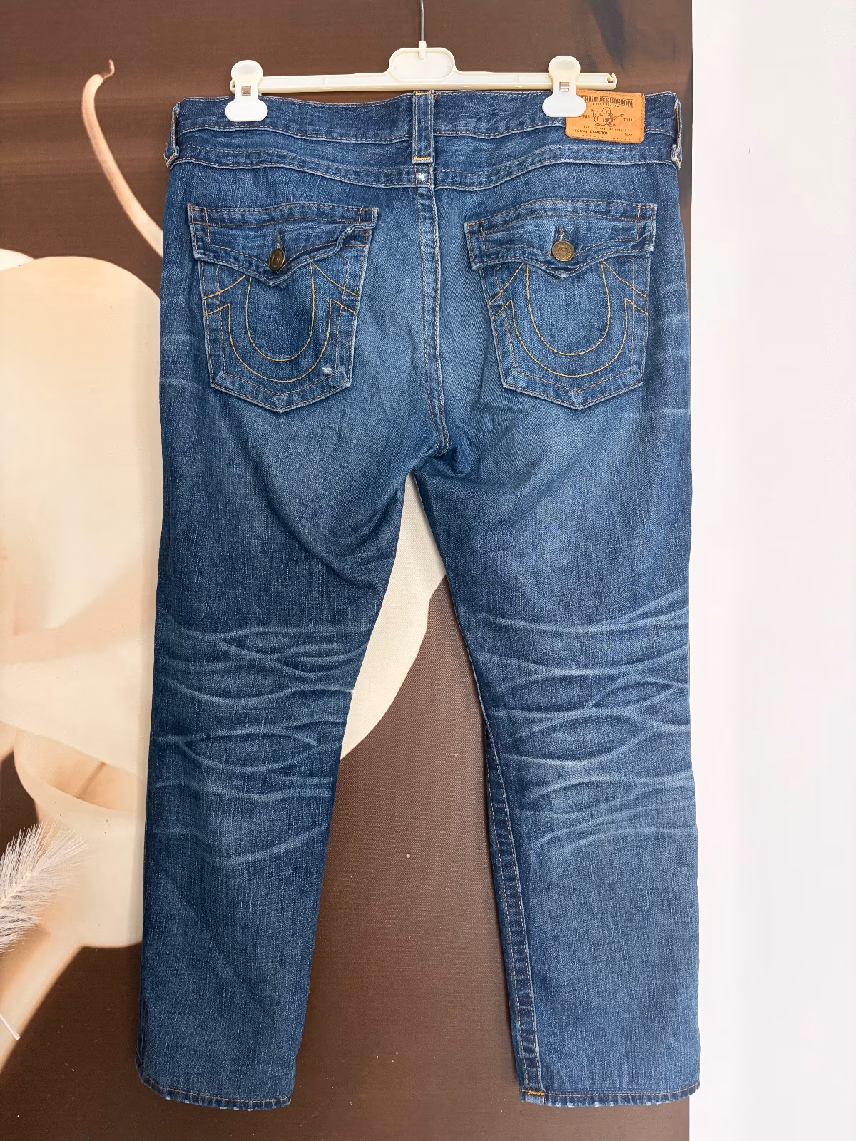 True Religion distressed blue jeans, photo 4