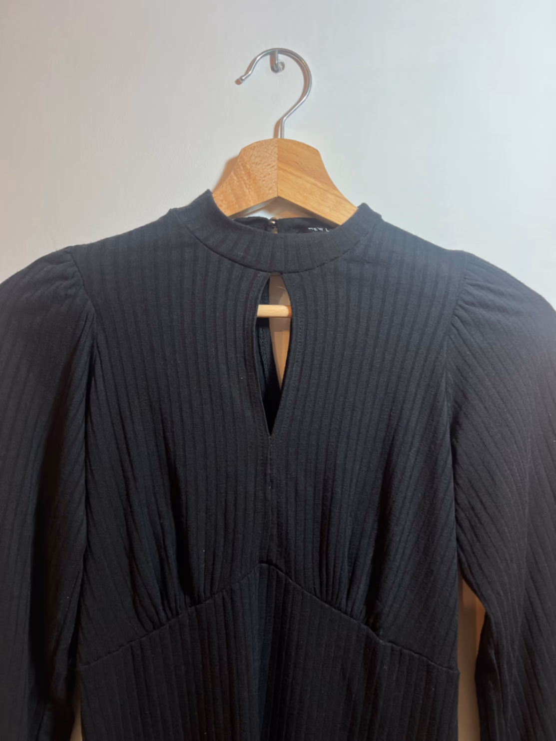 Black Ribbed Keyhole Mini Dress, photo 2
