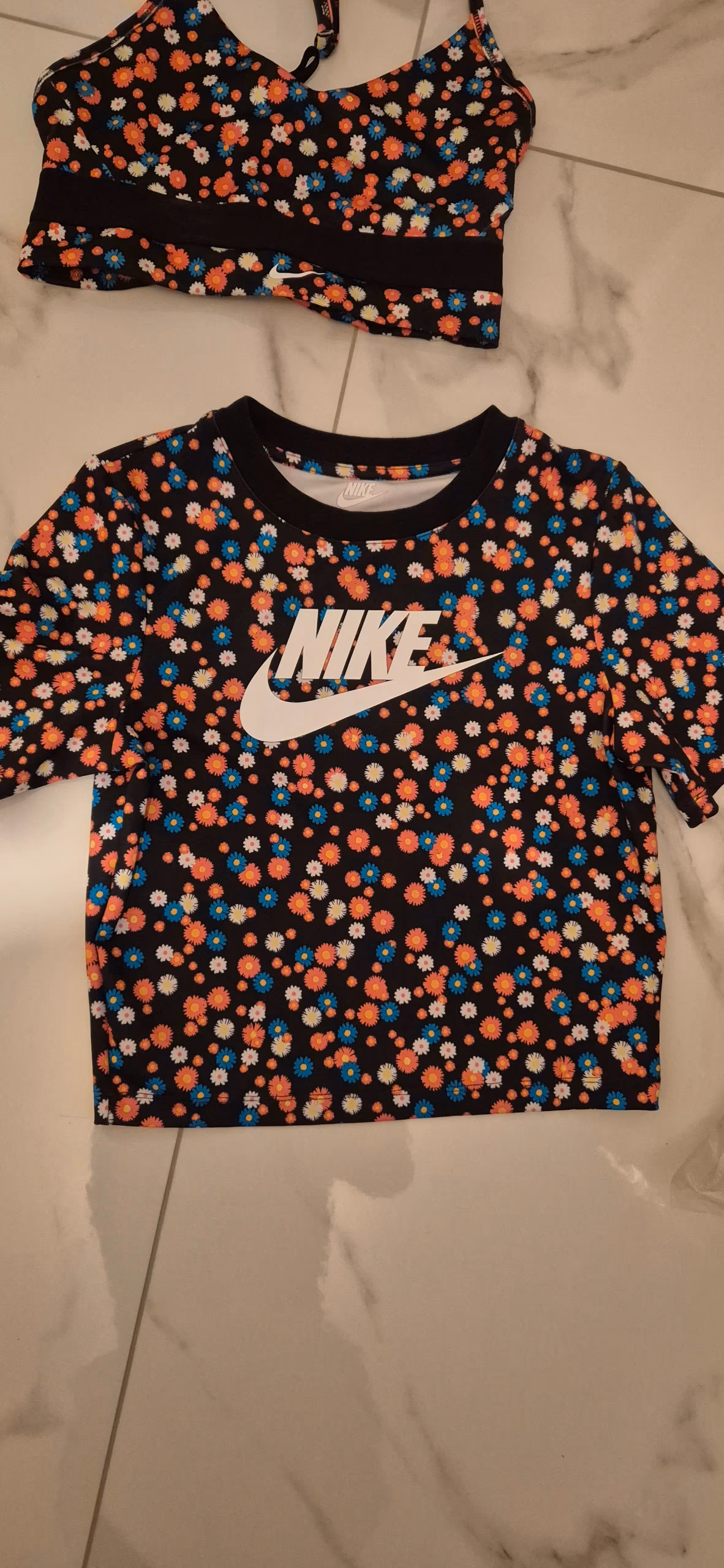 Nike Floral Print Activewear Set, photo 3