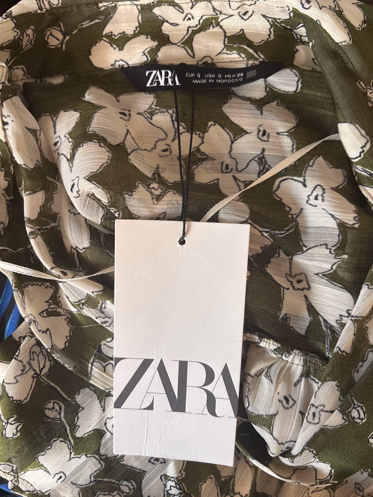 Zara Floral Button-Up Shirt, photo 3