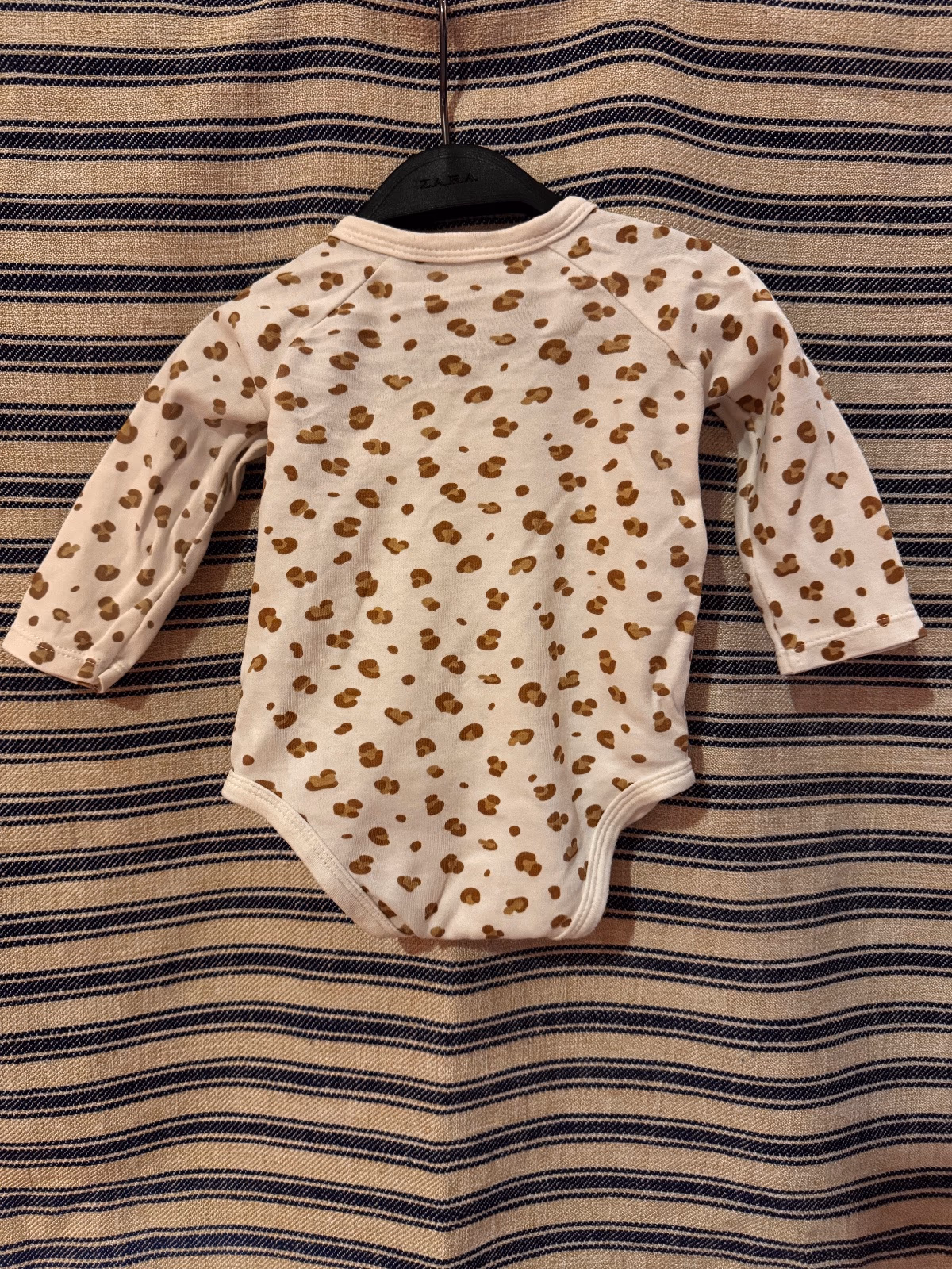 Body per neonati con stampa leopardata, foto 2