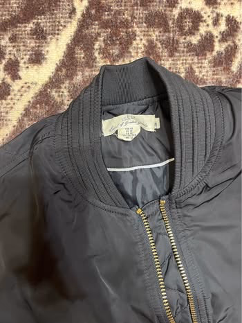 Elegante giacca bomber nera, foto 2