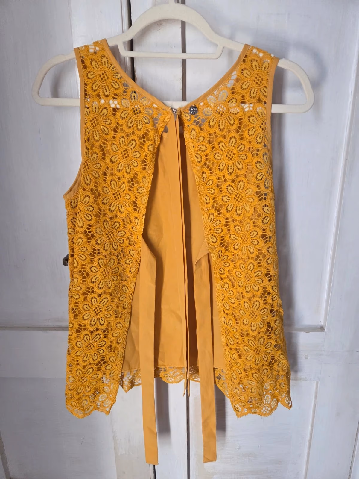 Yellow floral lace sleeveless top, photo 2