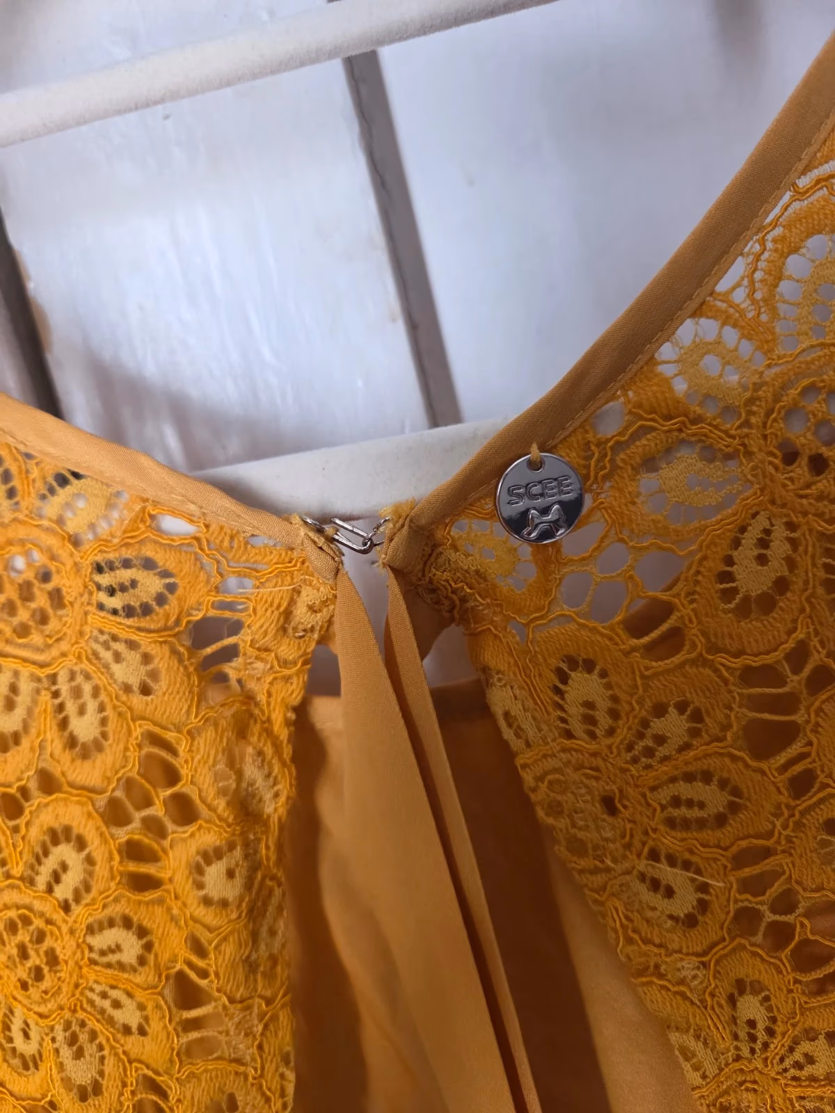 Yellow floral lace sleeveless top, photo 5