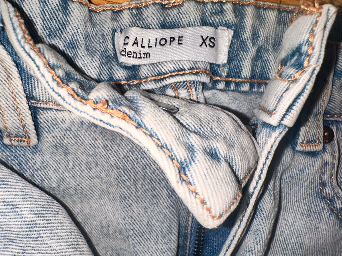Calliope Distressed Light Blue Shorts, photo 4
