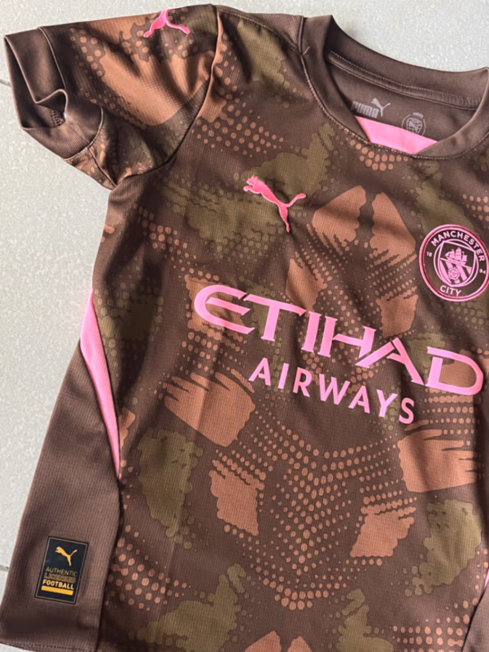 Football Shirt and Shorts, photo 5
