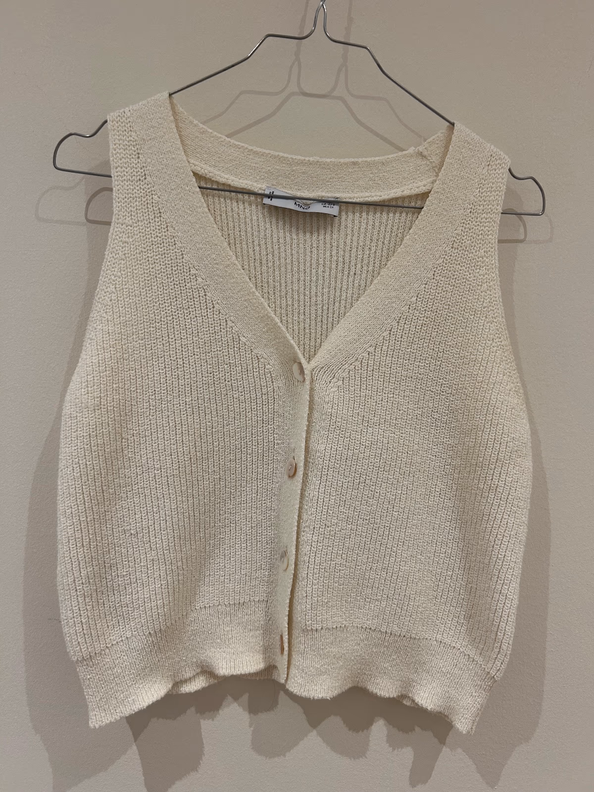 Mango Cream button-front knitted vest, photo 2