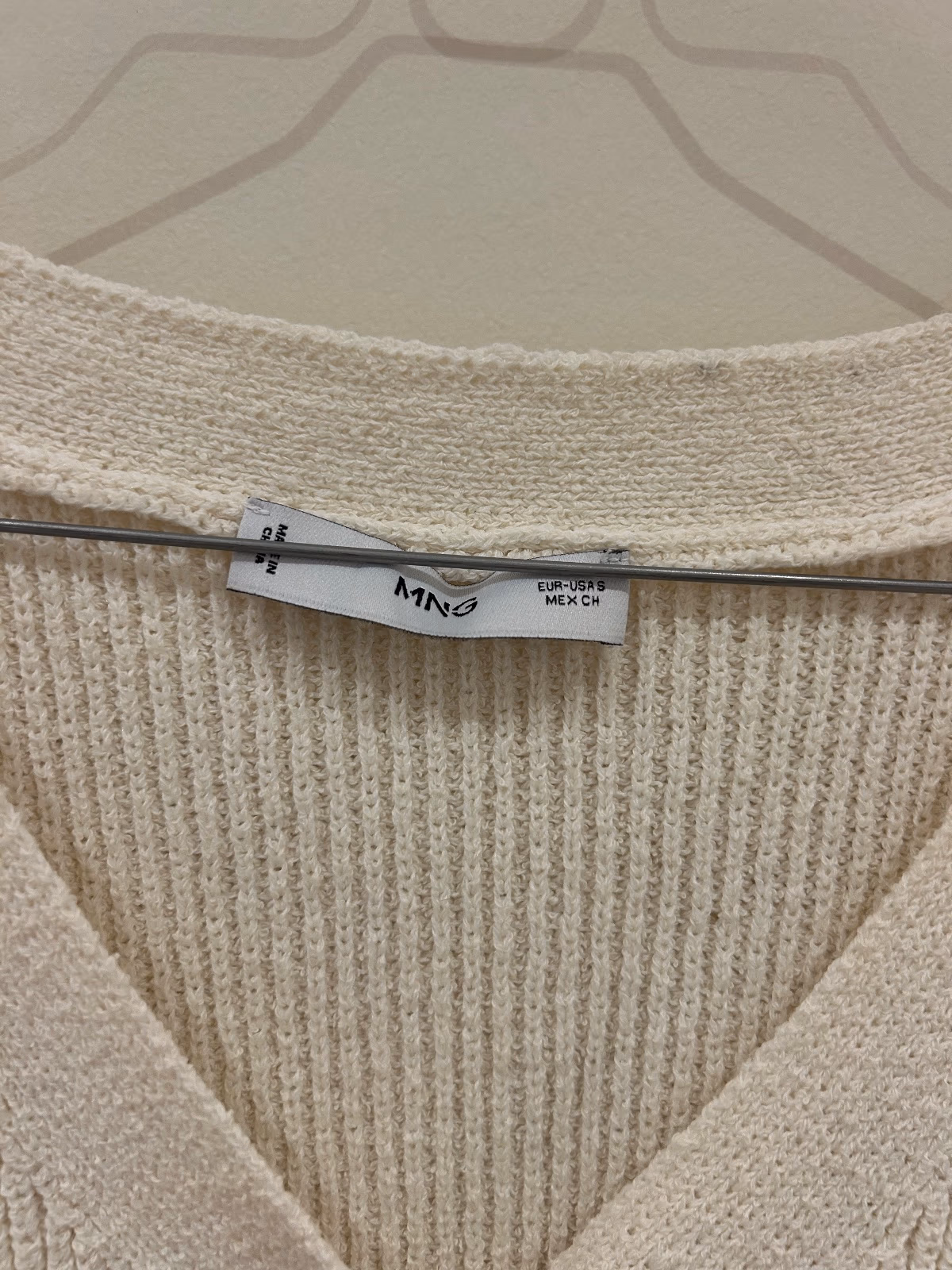 Mango Cream button-front knitted vest, photo 3