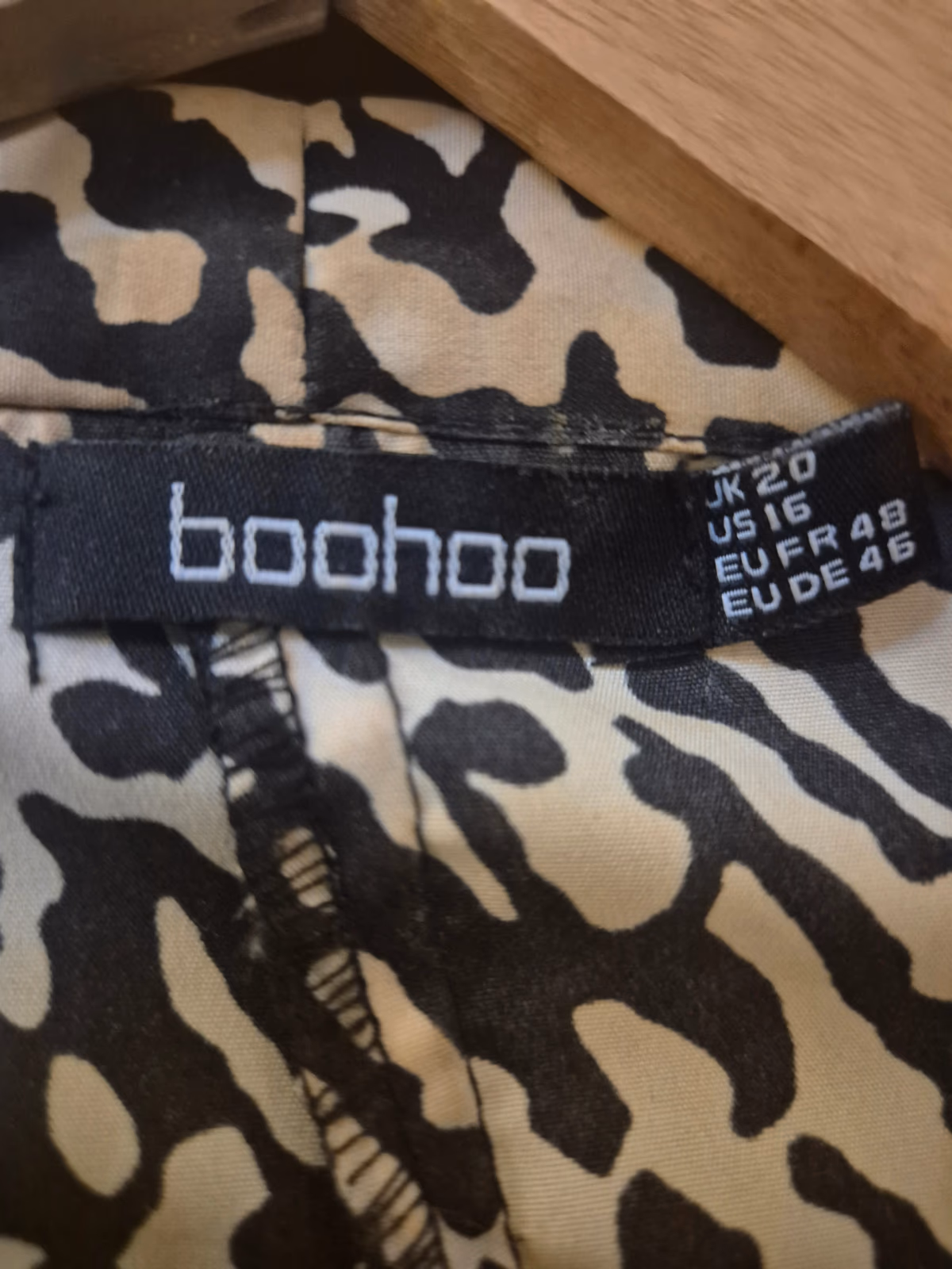 Boohoo Plus Animal Kimono Sleeve Wrap Top, photo 4