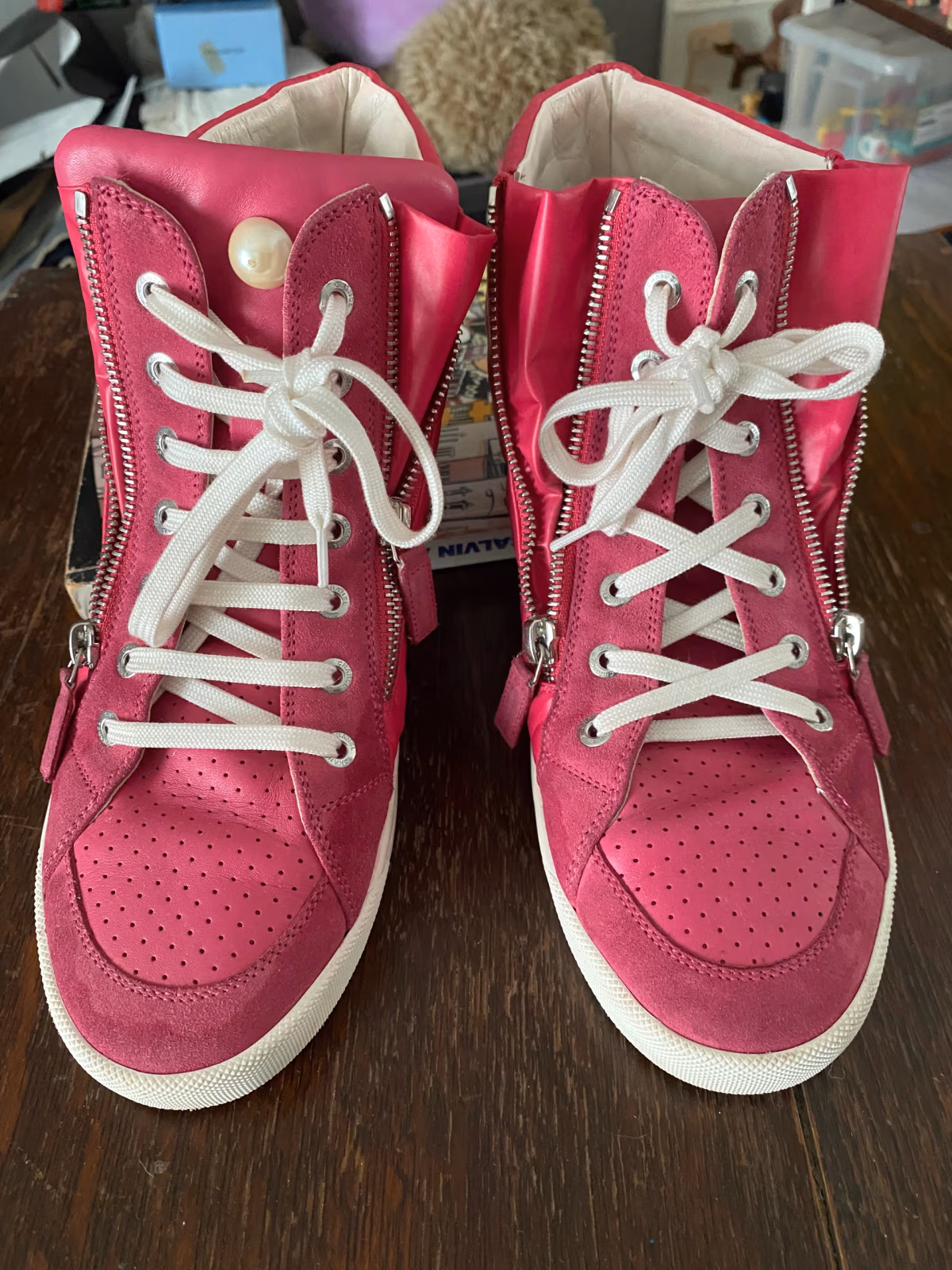 CHANEL Pink High Top Sneakers, Leather, Suede, Pearls; Size 39.50 - AUTHENTICITY CERT, photo 4