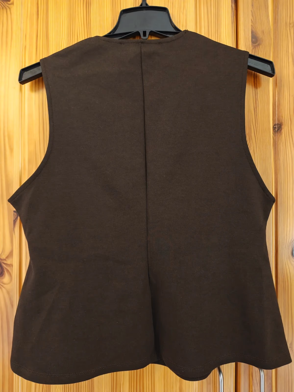 Top senza maniche con scollo a V Primark, color marrone scuro, nuovo di zecca, foto 2