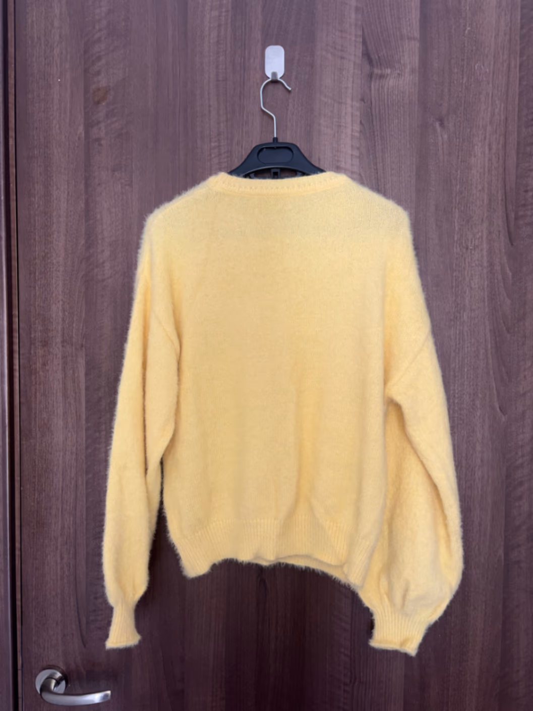 Maglione morbido e soffice giallo, foto 2