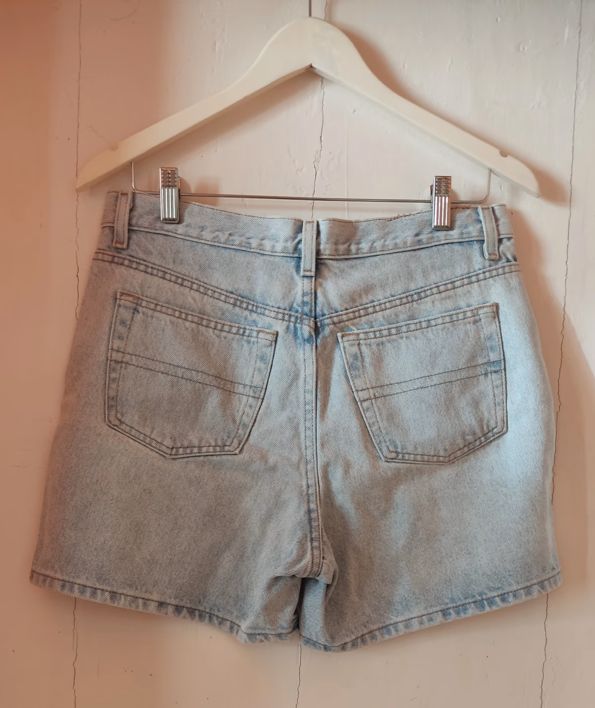 Tommy Hilfiger light denim shorts, photo 2