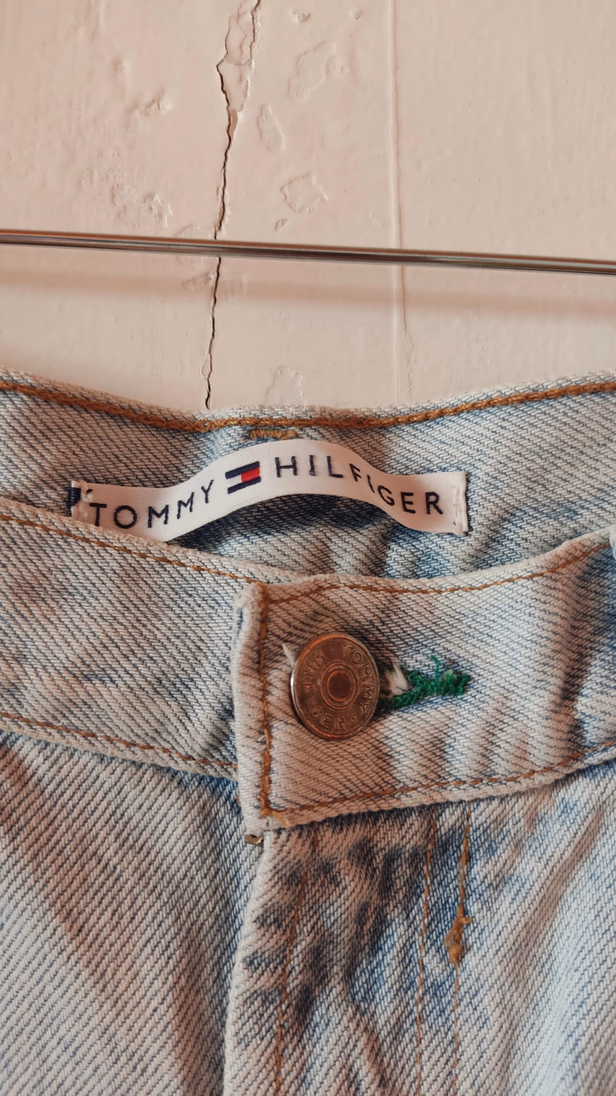 Tommy Hilfiger light denim shorts, photo 4