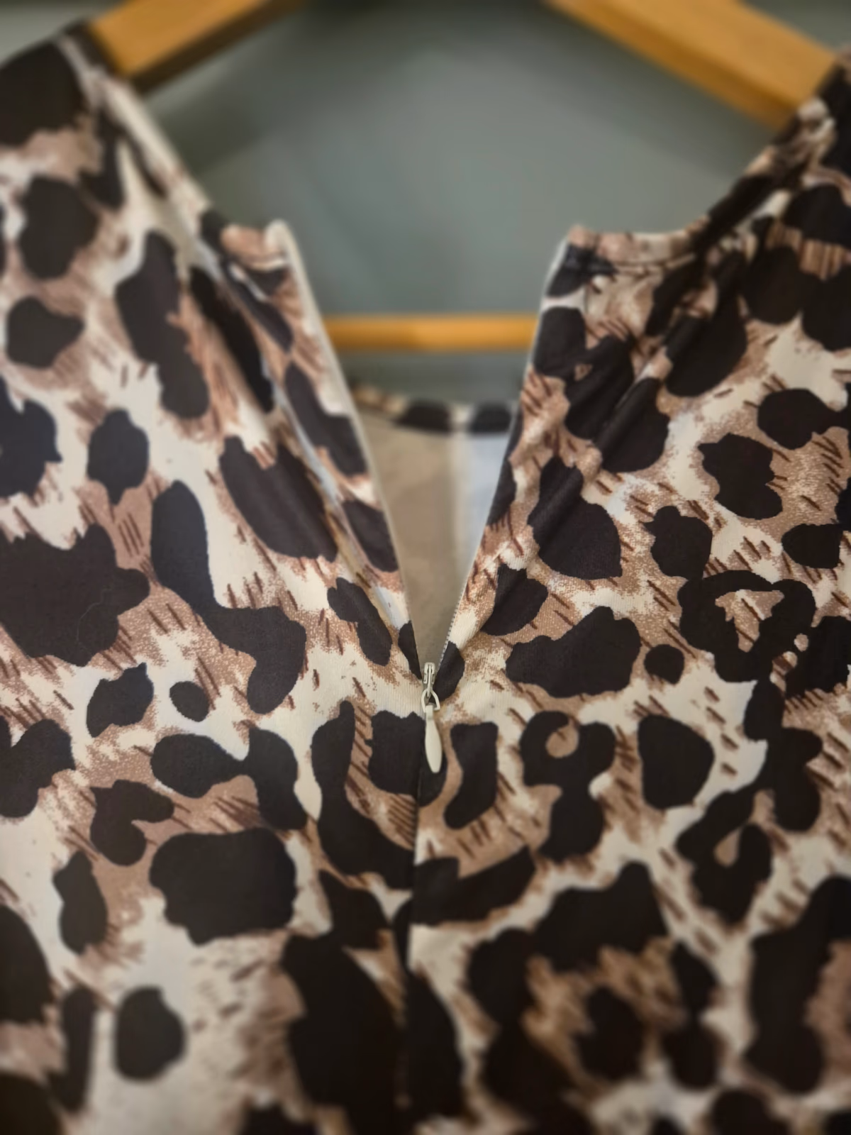 Slaydiva / SHEIN CURVE Plus Size Leopard Print Wide-Leg Jumpsuit, photo 3