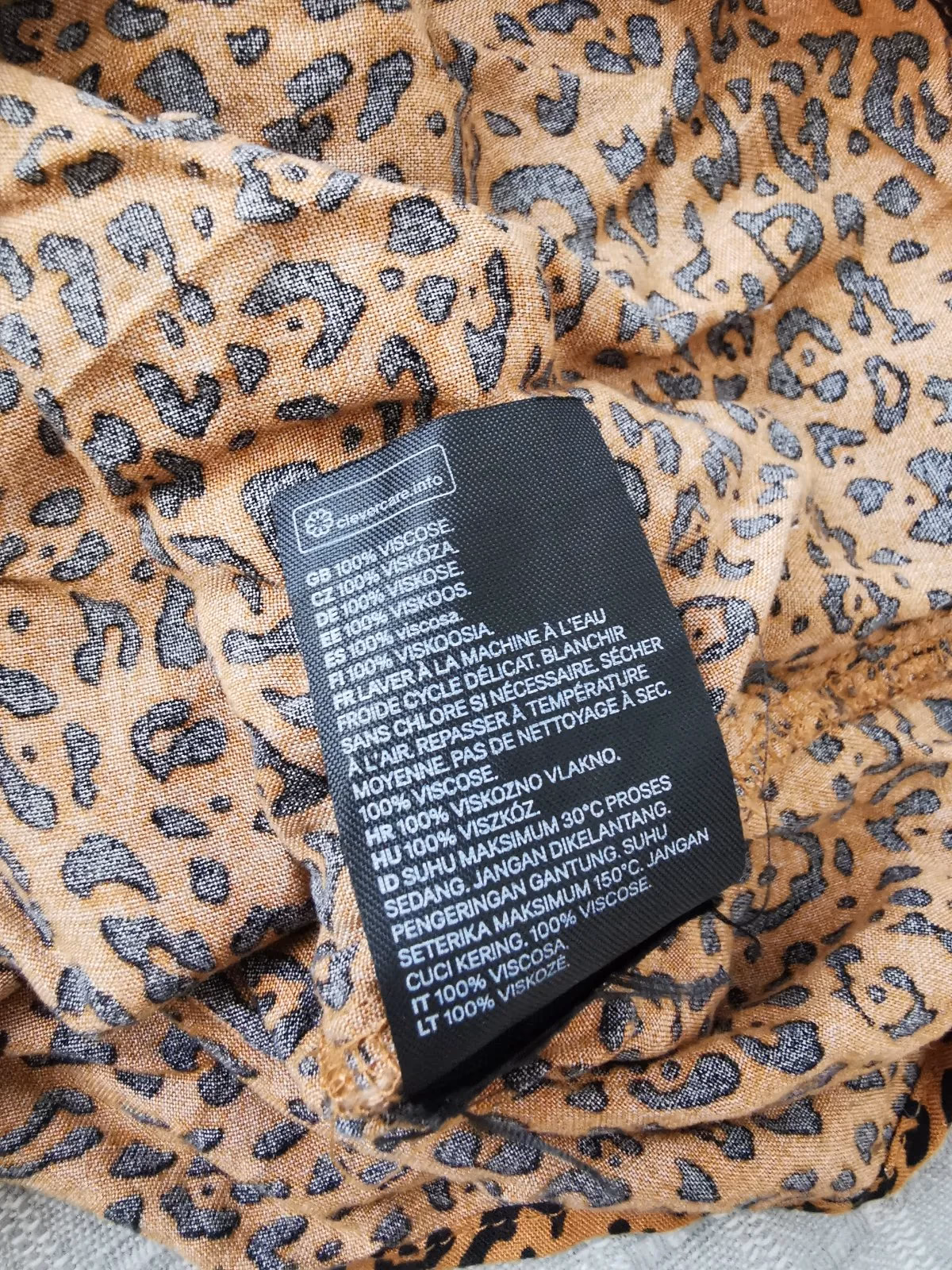 H&M Leopard Print Crop Top. 100% Viscoze, photo 4