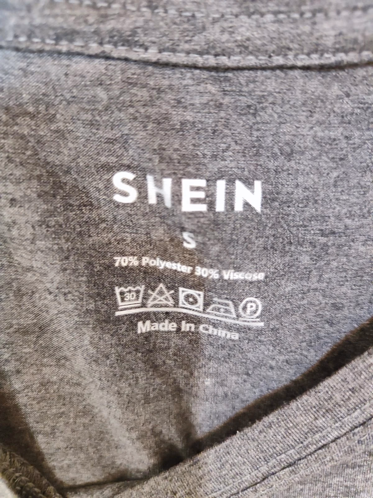 Grey top, photo 2