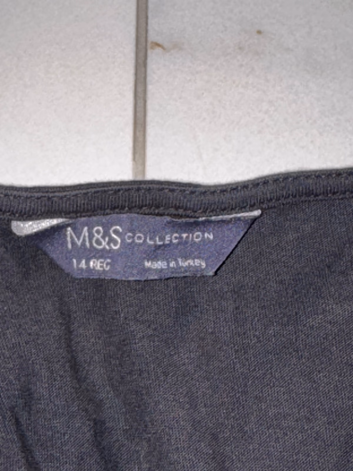 Abito nero con vita arricciata di M&S, foto 4