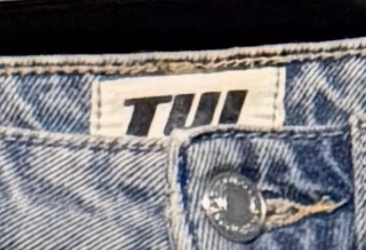 Distressed Light Wash Wide Jeans, photo 4