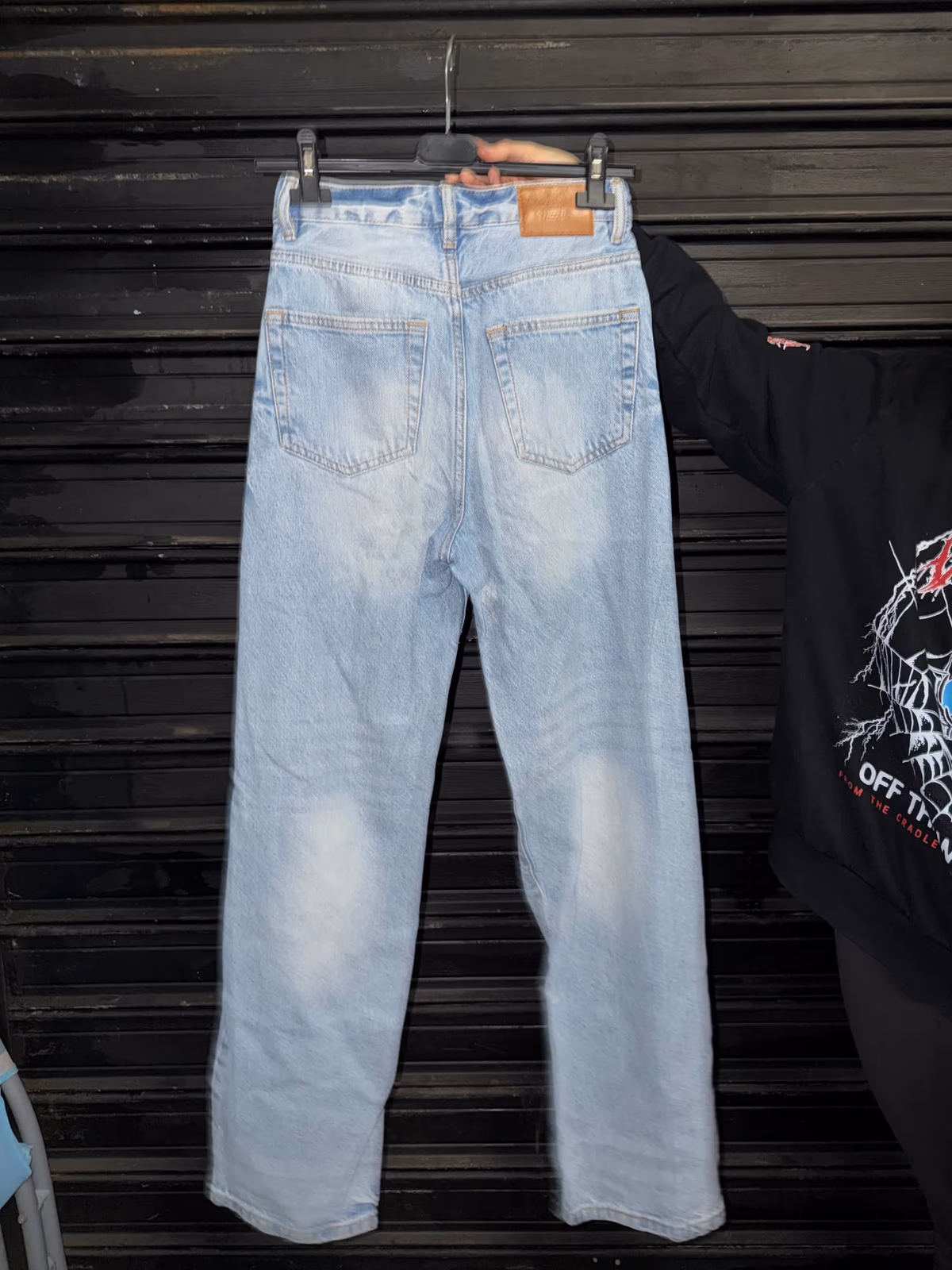 Distressed Light Wash Wide Jeans, photo 2