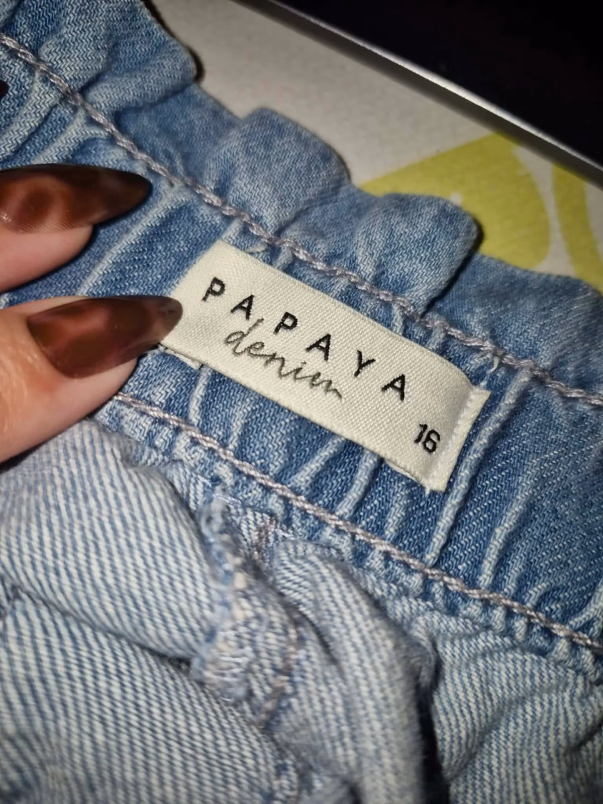 Light blue elasticated denim shorts, photo 3