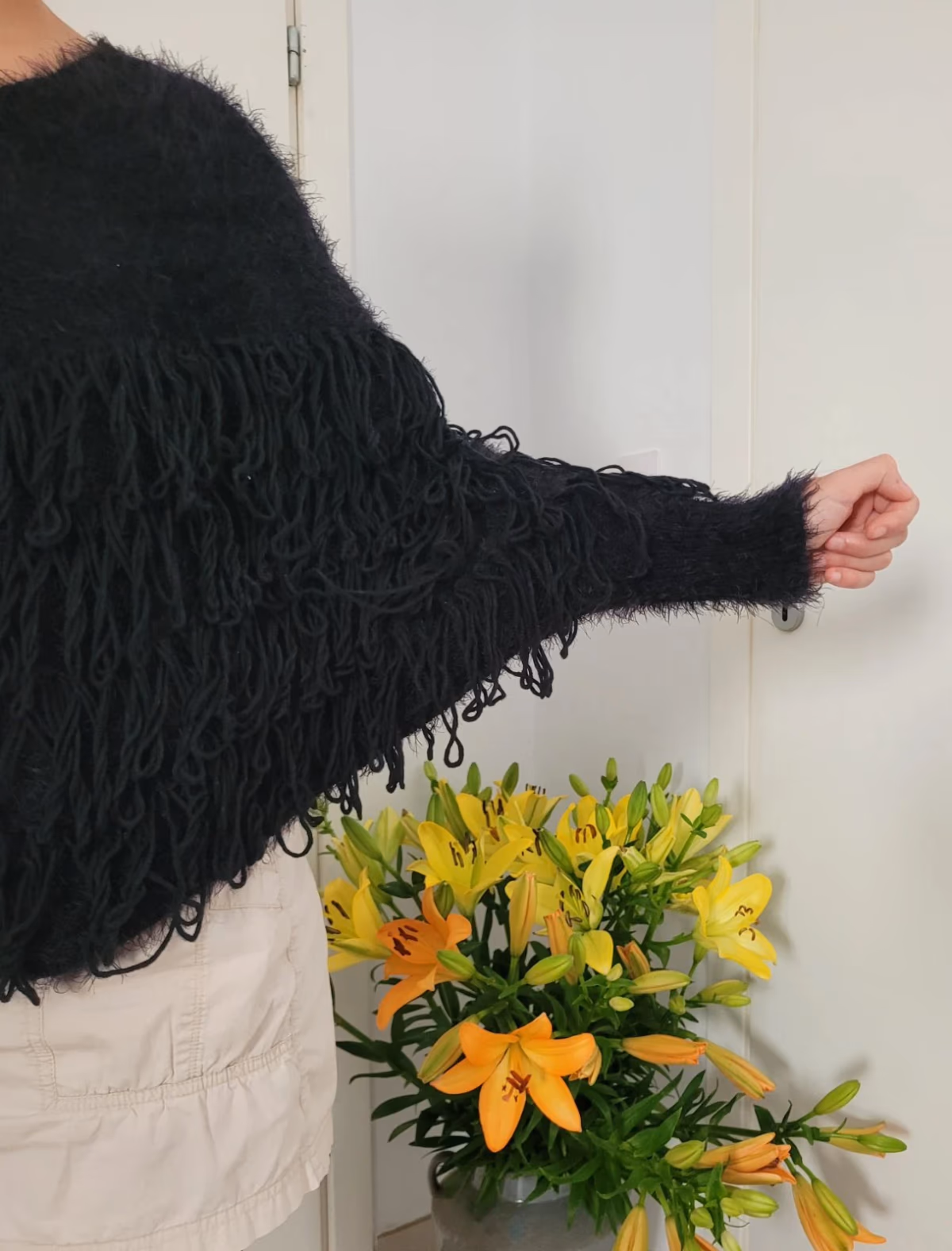 Black poncho with sleeves , photo 3