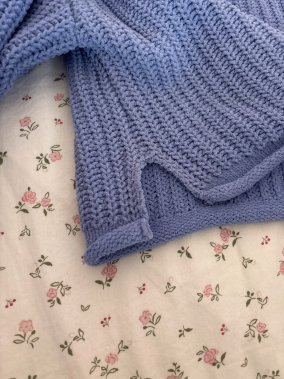 Bershka Blue Cropped Ribbed Knit Sweater, photo 3