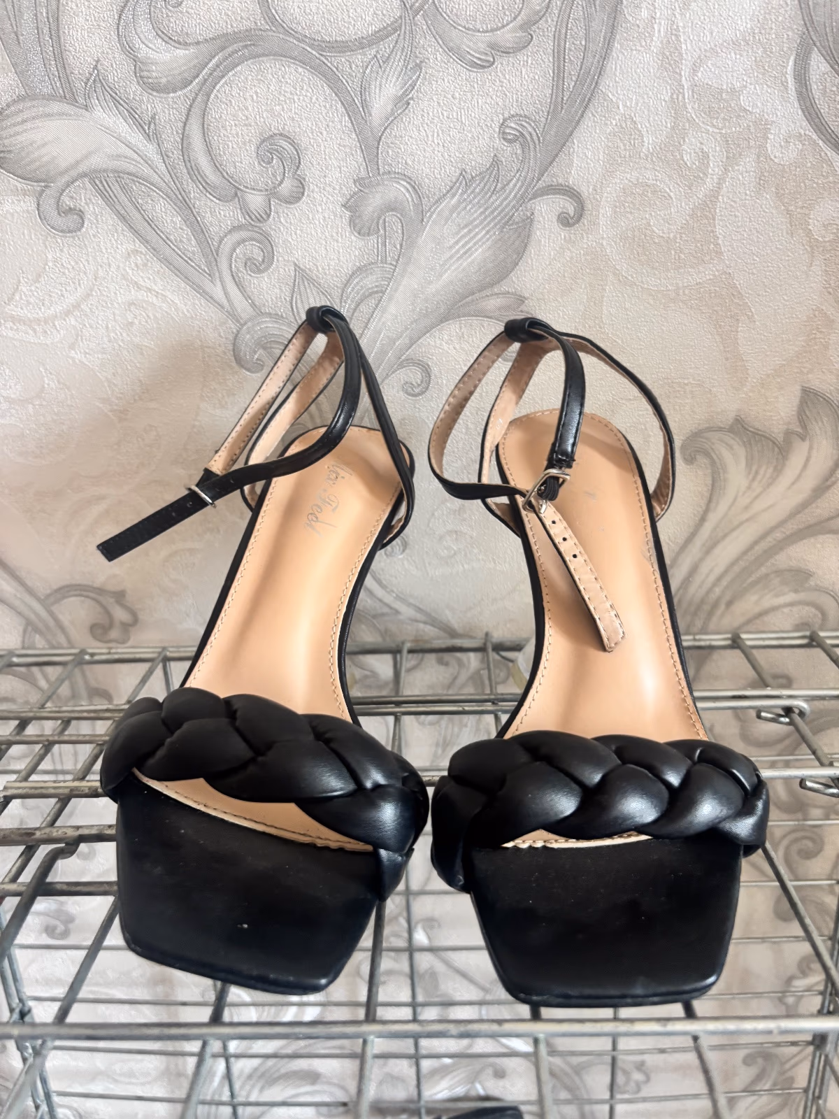 Black woven strap block heels, photo 3
