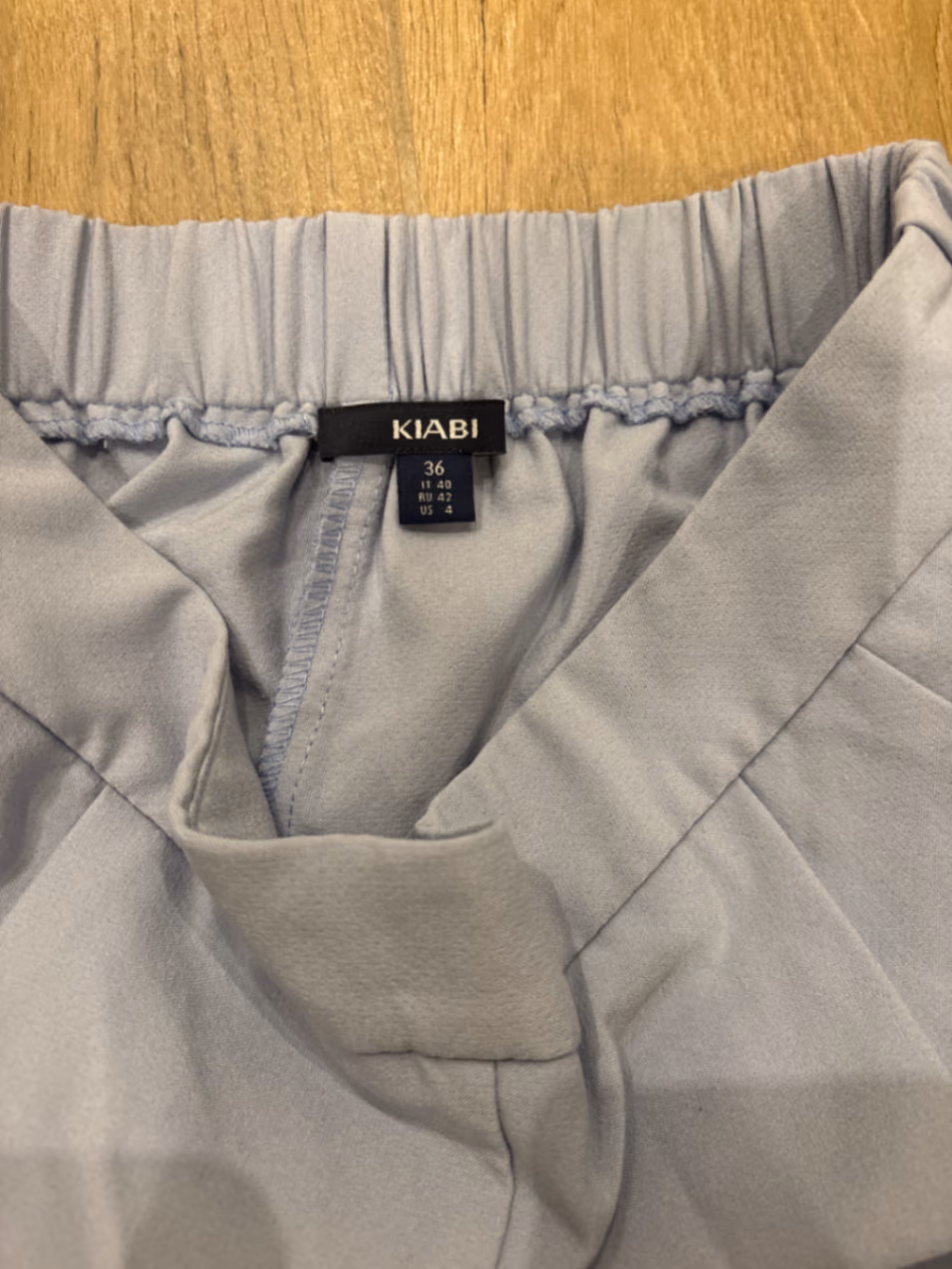Pale blue tailored shorts, photo 2