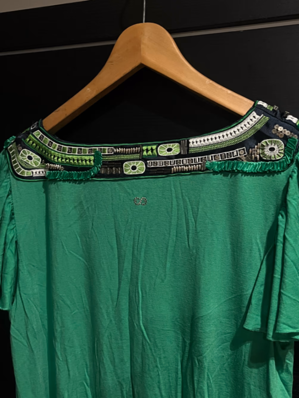 Top verde con decorazioni Escada Sport, foto 8