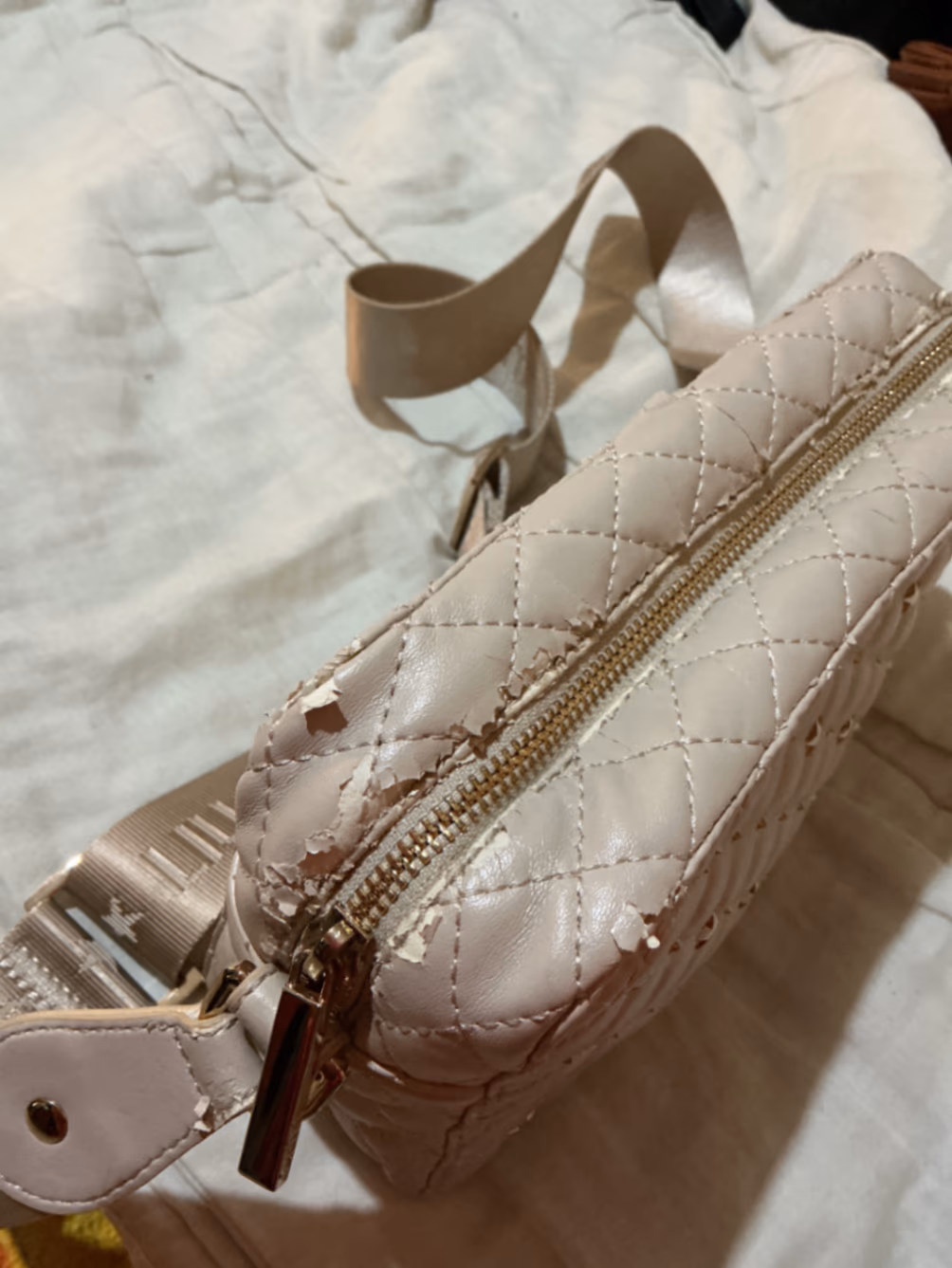 Quilted Star Studded Crossbody Bag, photo 3