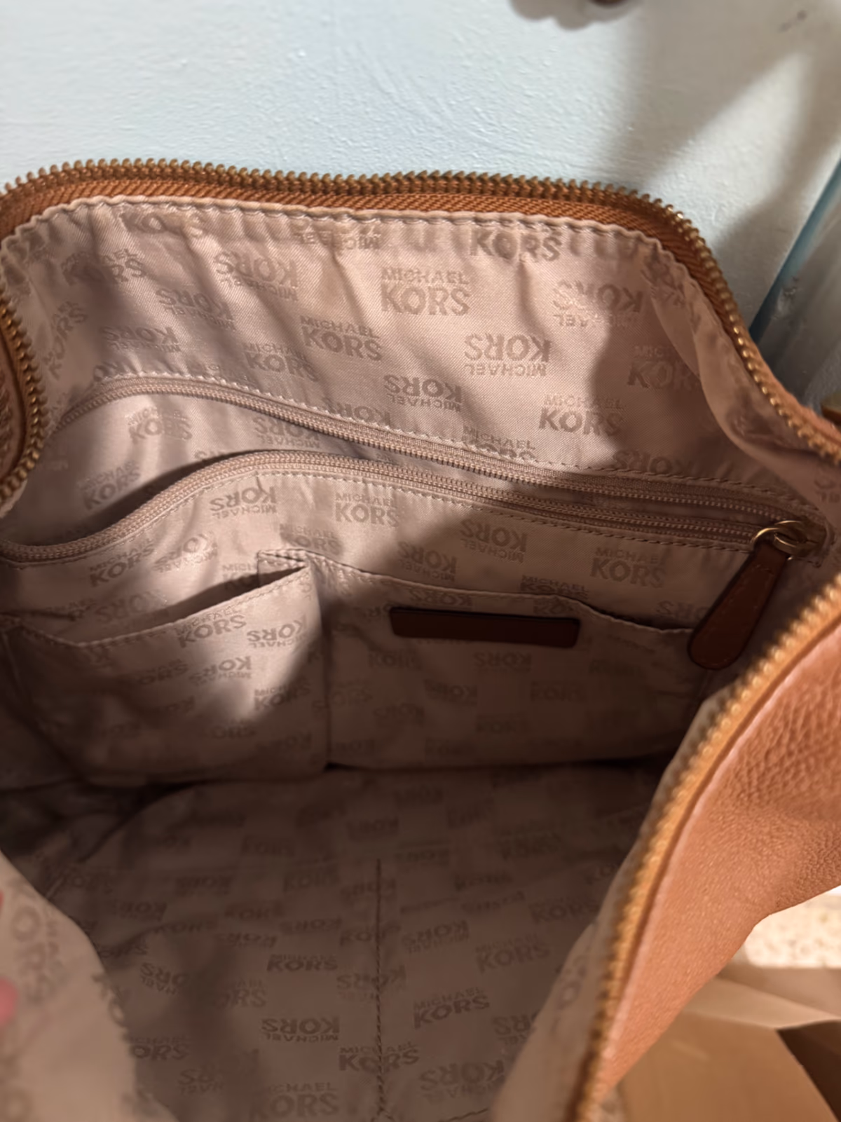 Michael Kors Brown Leather Handbag, photo 5