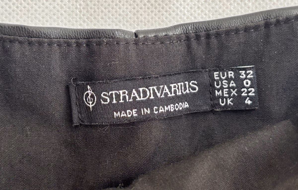 Stradivarius Faux Leather Skorts, photo 3