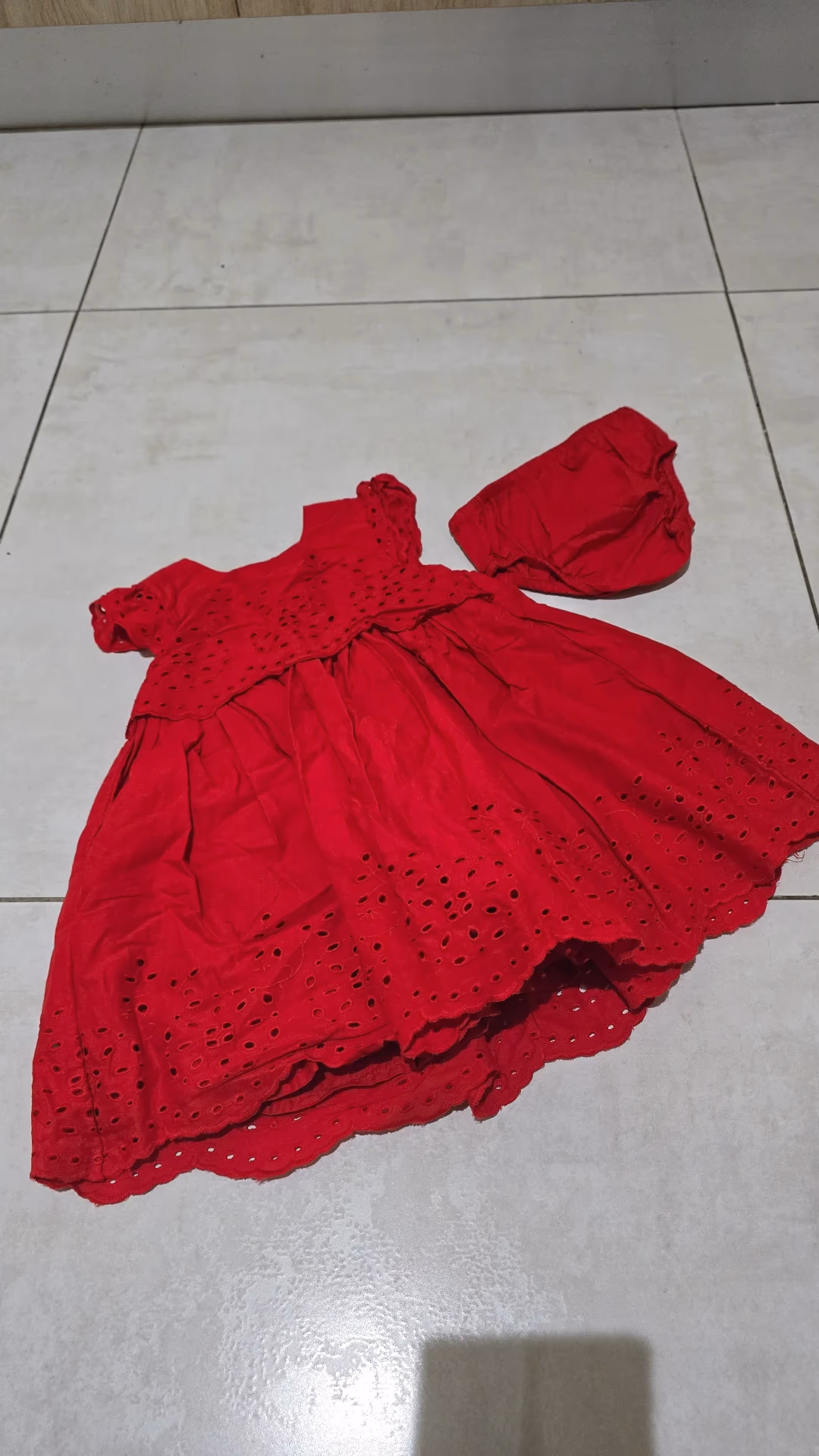 Mothercare Red Eyelet Baby Dress Set, photo 2