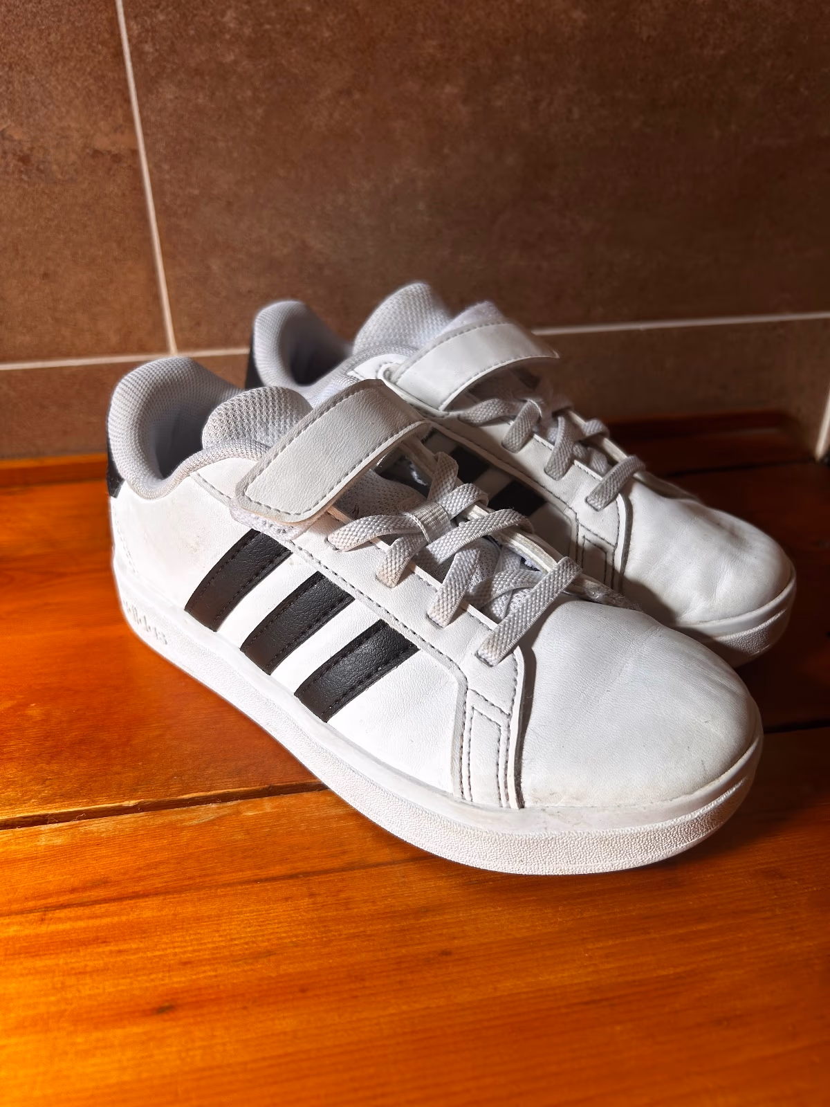 Zapatillas Adidas para niños, foto 2