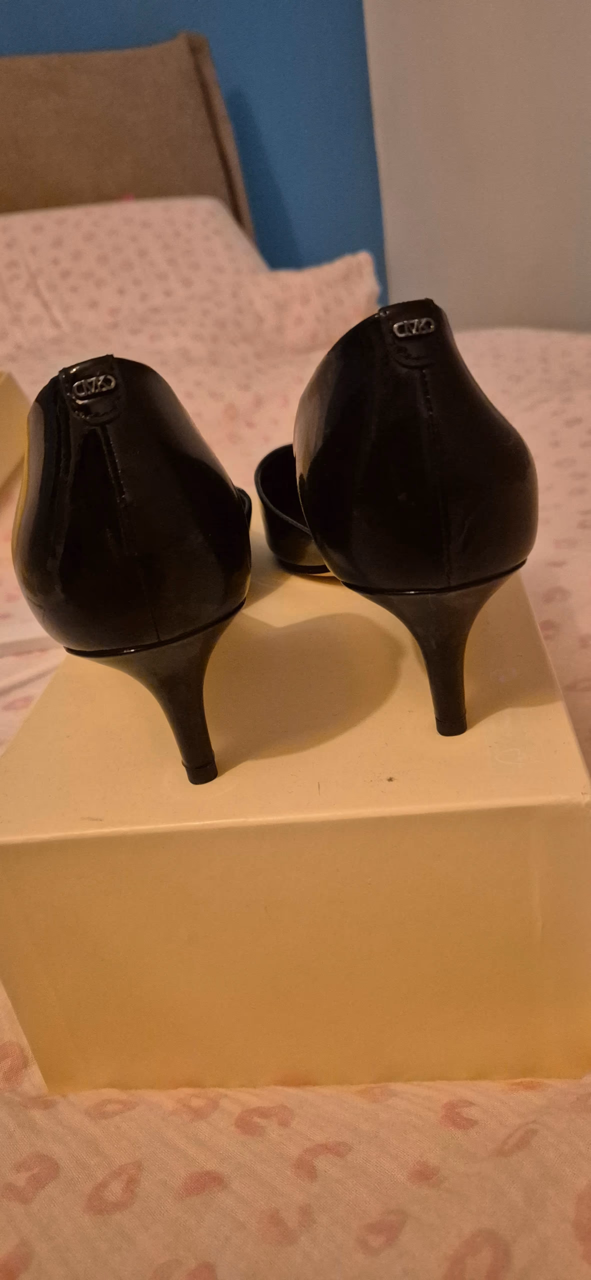 Michael Kors black kitten heels, photo 3