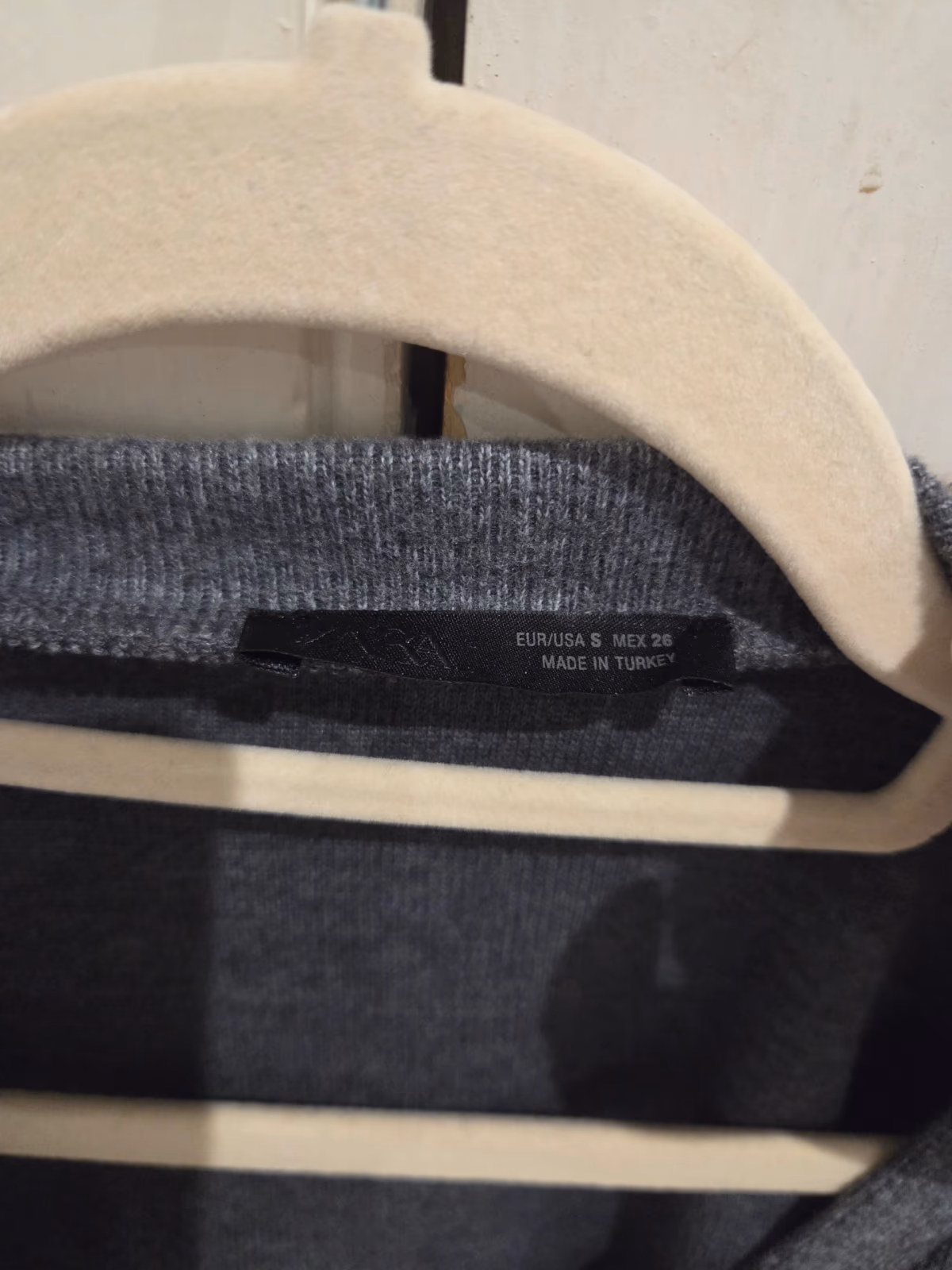 Grey Buttoned V-neck Cardigan, photo 4