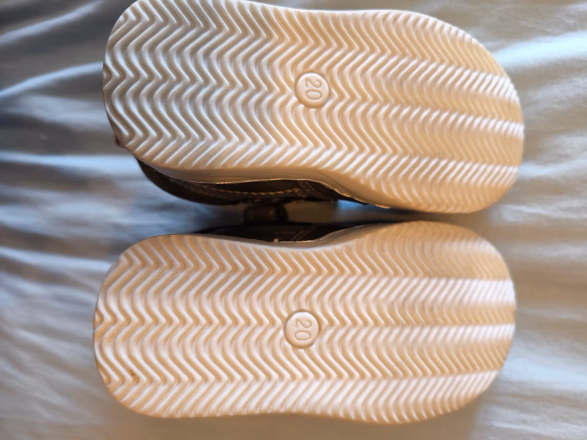 Scarpe da ginnastica alte con chiusura in velcro per bambini, foto 3