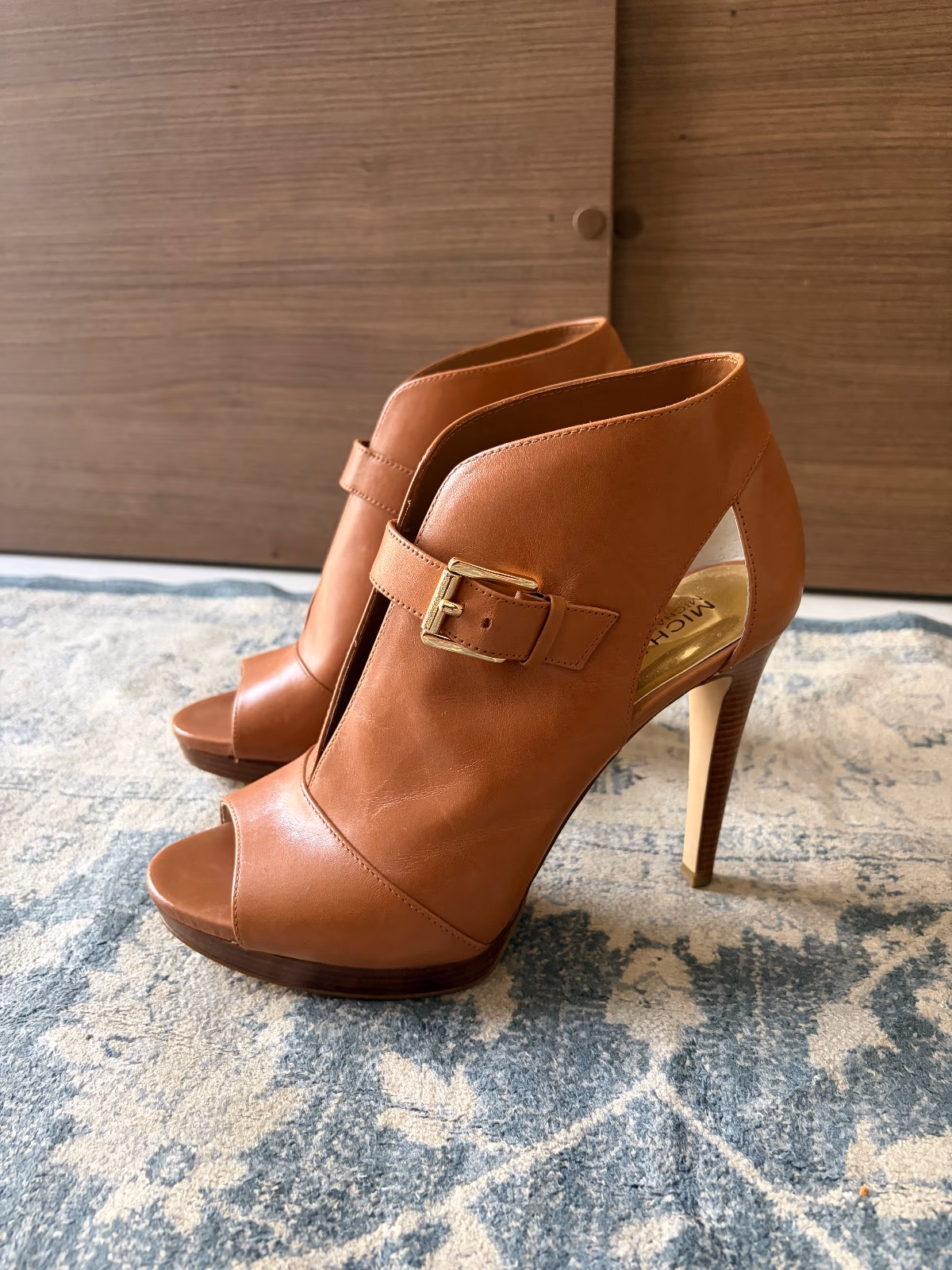 Michael Kors Tan Leather Heels, photo 2