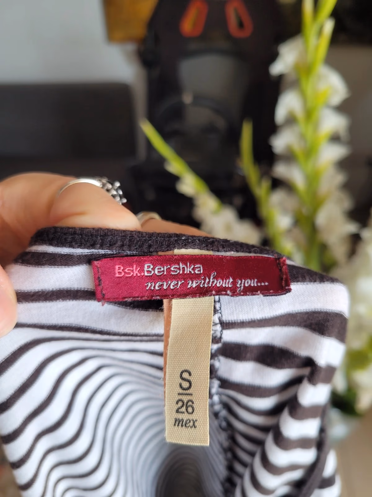 Top corto a rayas de Bershka, foto 2