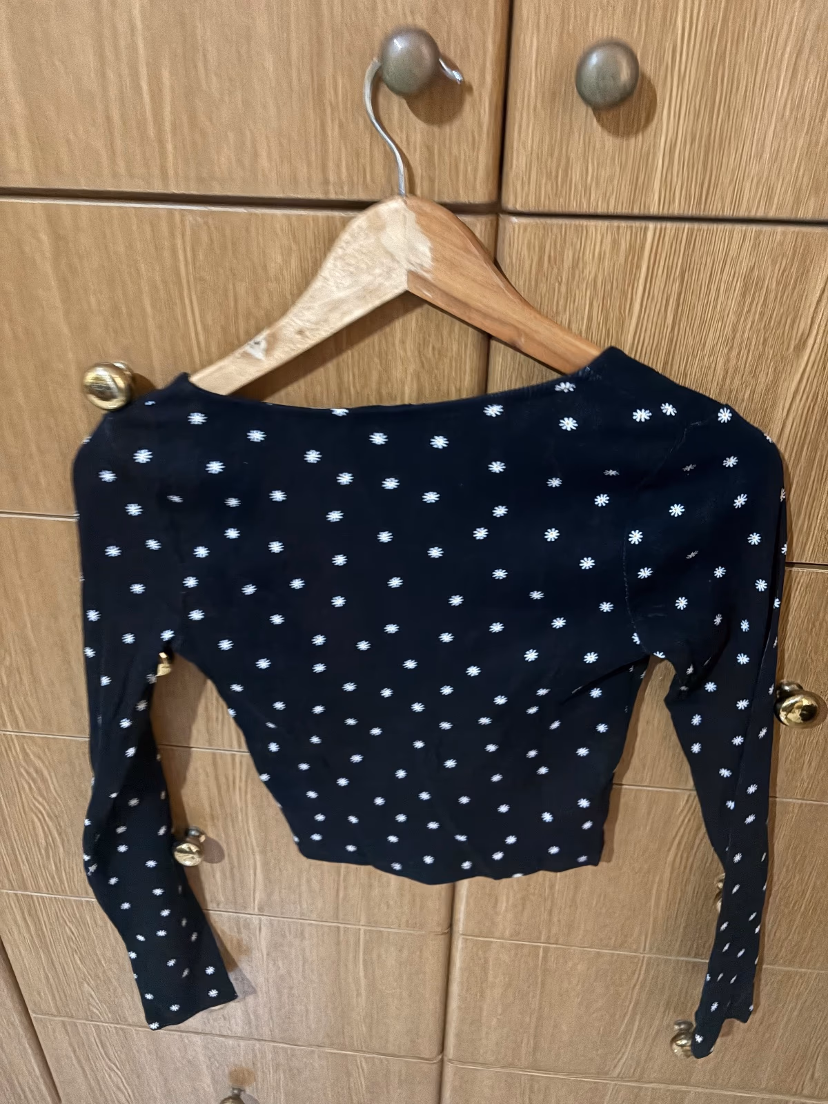 Tally Weijl black daisy top, photo 2