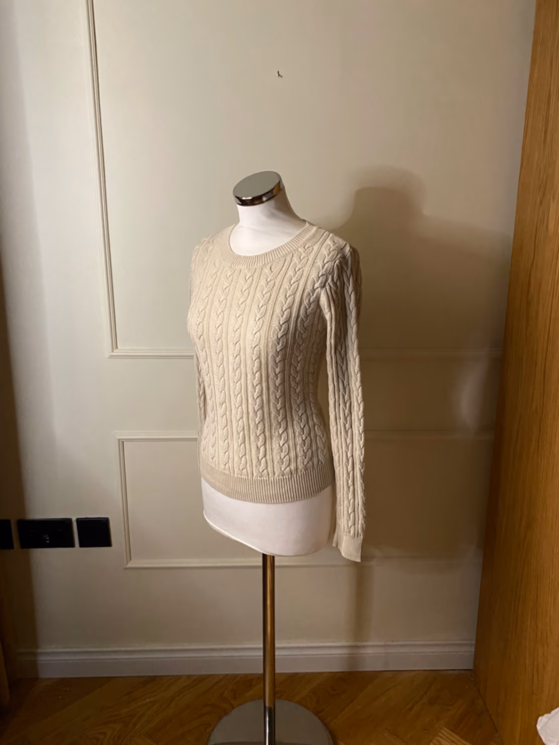 Maglione color crema a trecce, foto 2