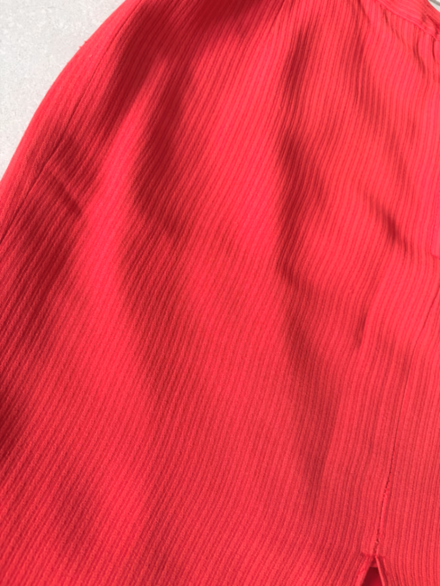 Gonna a tubino vintage Valentino rossa con effetto martellato, foto 4
