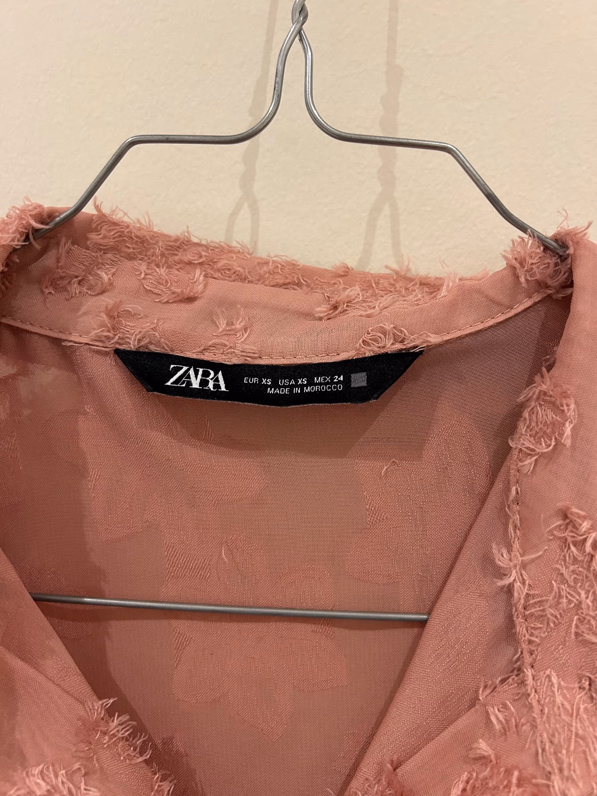 Zara Textured Pink Button-Up Shirt, photo 4