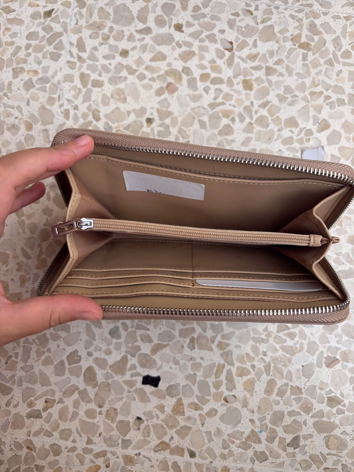 Guess Los Angeles Beige Wallet, photo 2
