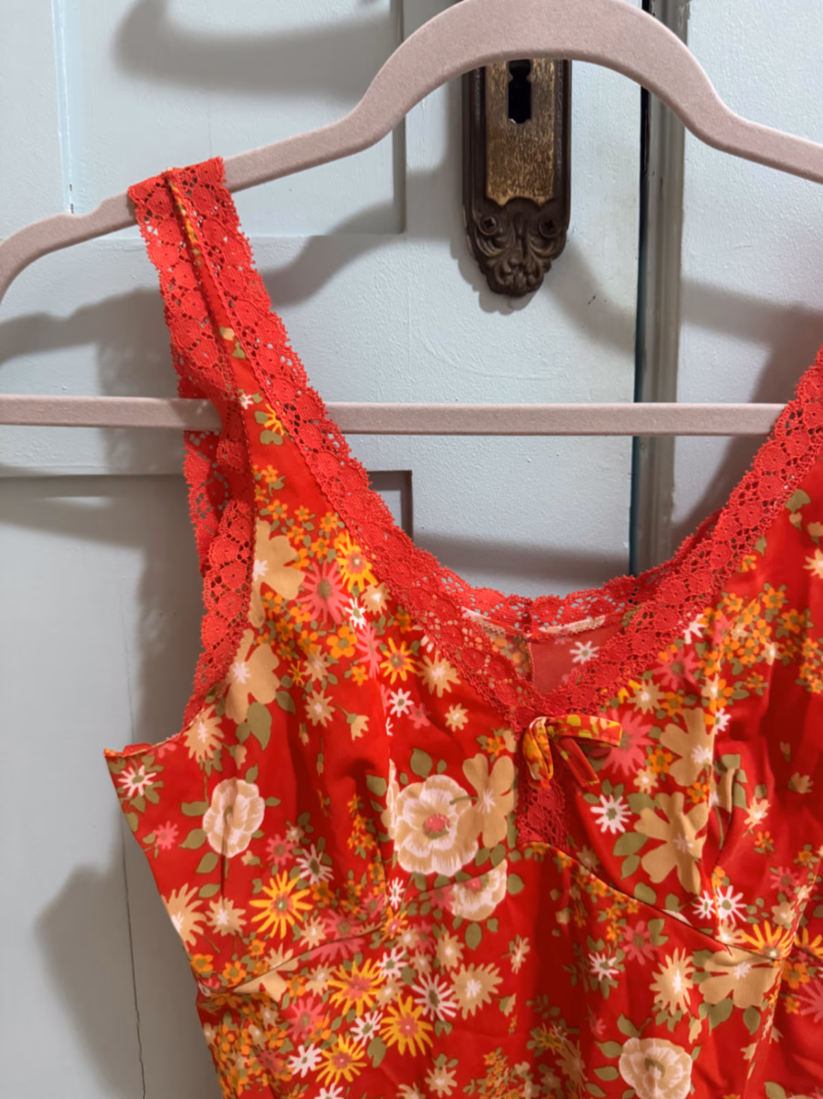 Red Floral Lace Trim Cami, photo 2