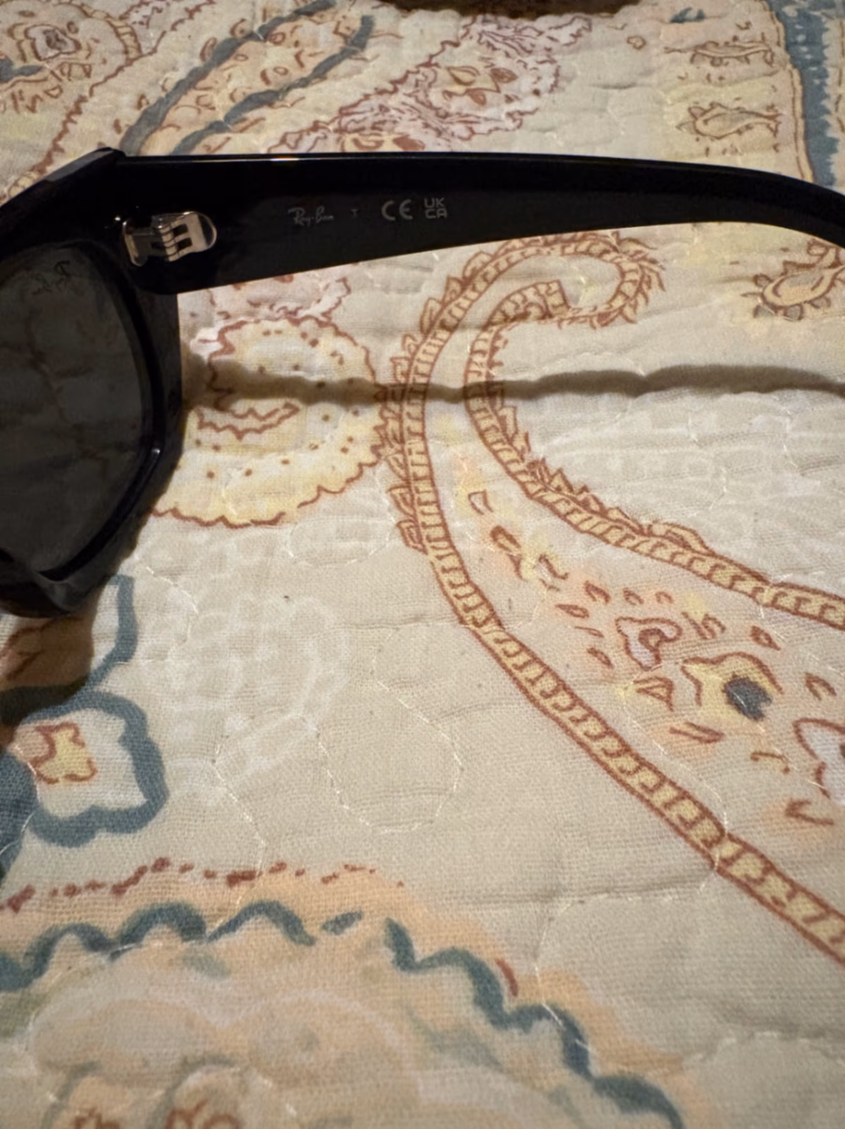 Ray-Ban black cat-eye sunglasses, photo 5