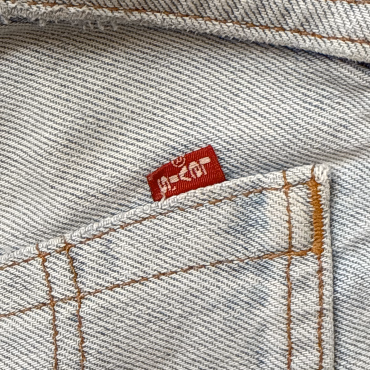 Vintage Levi's Light Wash Denim Jeans, photo 3