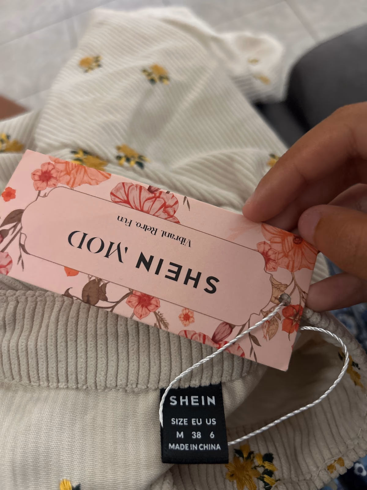 Floral corduroy button-up shirt, photo 2