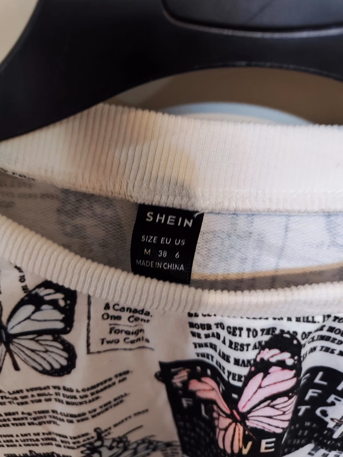 Camisa blanca con mariposas, foto 2